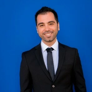 Kia Golafshan, Burlington, Real Estate Agent