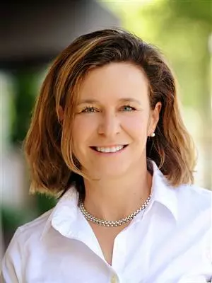 Kim Meyer, Kirkland, Real Estate Agent