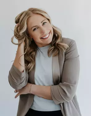Kimberly Courchesne, Calgary, Real Estate Agent