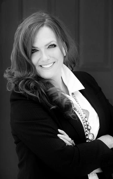 Kristina Bradley, London, Real Estate Agent