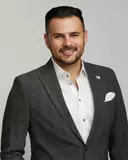 LJ Aguinaga, Montreal, Real Estate Agent
