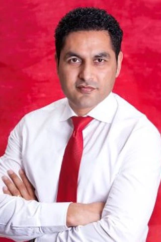 Laddi Dhillon, Brampton, Real Estate Agent