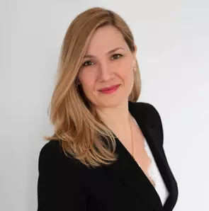 Lara Dahan, Montreal, Real Estate Agent