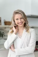 Larissa Fitzsimons, Toronto, Real Estate Agent