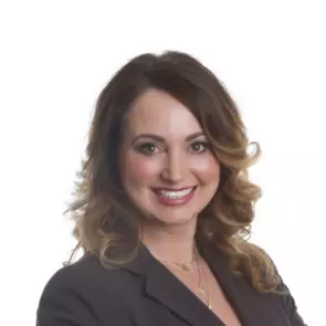 Laura Leigh Gillis, Dartmouth, Real Estate Agent