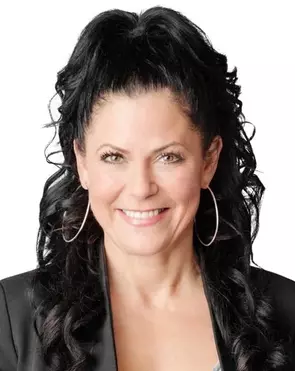 Laura Mackie, Langley, Mortgage Broker