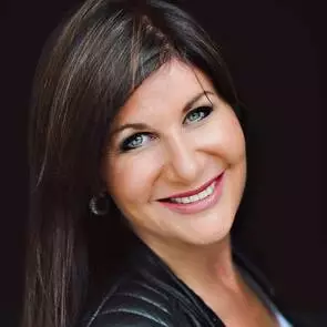 Leanne Giles, Cambridge, Real Estate Agent
