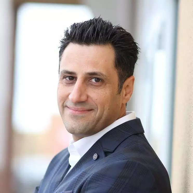 Lee Yousef, Calgary, Real Estate Agent