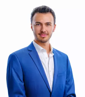 Liam Chatterjee, Ottawa, Real Estate Agent