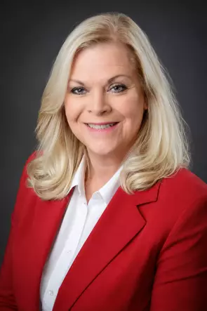Linda Miller, Sarnia, Real Estate Agent