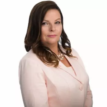Linda Savard, Hamilton, Real Estate Agent