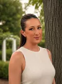 Lindsay Peters, Calgary, Real Estate Agent