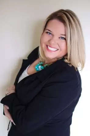 Lindsay Reid, London, Real Estate Agent