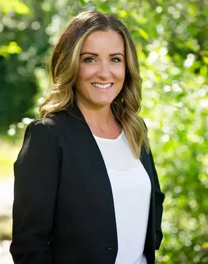 Liz Ross, Nanoose Bay, Mortgage Broker