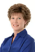 Lorna Cornett, Colonial Heights, Real Estate Agent