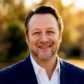 Lucas Smith, Ottawa, Real Estate Agent