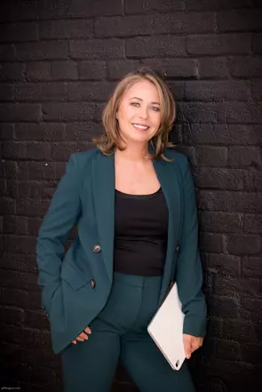 Lynda Piccione, Ajax, Real Estate Agent