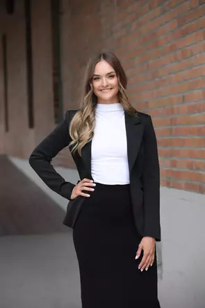 Maggie Demers, Kelowna, Real Estate Agent