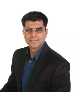 Malik Perviez, Toronto, Real Estate Agent