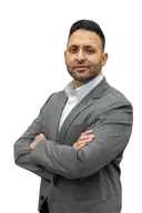 Mandeep Duhra, Surrey, Real Estate Agent
