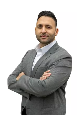 Mandeep Duhra, Surrey, Real Estate Agent
