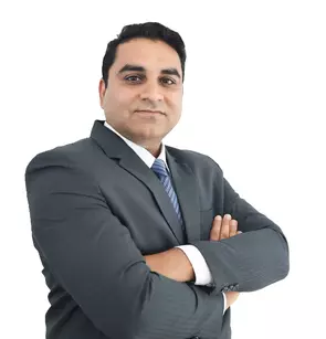 Manish Gera, Kitchener, Real Estate Agent