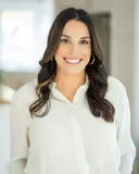 Maria Barreiro, Halifax, Real Estate Agent