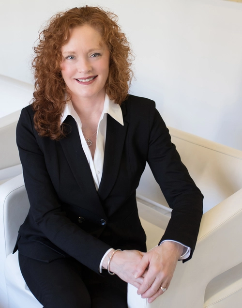 Marie Abbruzza, Kirkland, Real Estate Agent