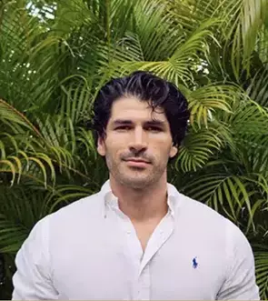 Mario Palumbo, Tulum, Real Estate Agent