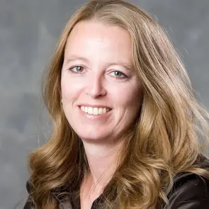 Marlo Brown, Oshawa, Real Estate Agent