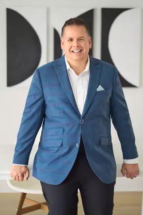 Martin Dumont, Montreal, Real Estate Agent