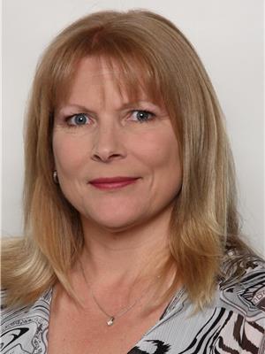 MaryAnn Bibaud, Edmonton, Real Estate Agent