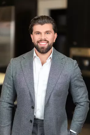 Matt Romero, Langley, Real Estate Agent