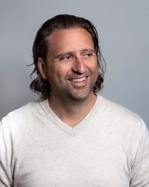 Matt Santagapita, London, Insurance Agent