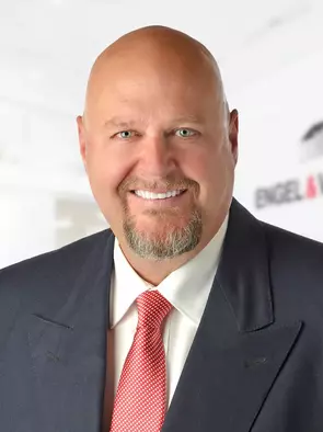 Max Hahne, Collingwood, Real Estate Agent