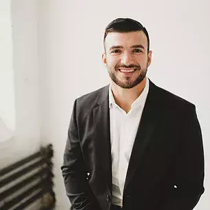 Max Rombakh, Kirkland, Real Estate Agent