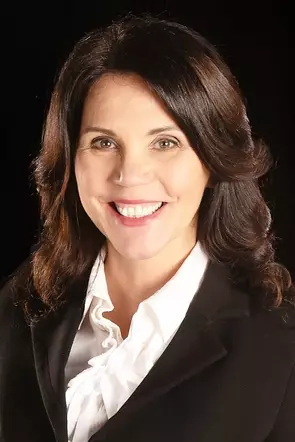 May Chamberland, Victoria, Real Estate Agent