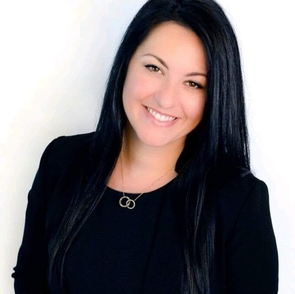 Melanie Amo, Ottawa, Real Estate Agent