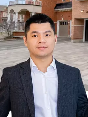 Michael Liu, Scarborough, Real Estate Agent