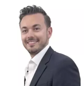 Michael Petro, Toronto, Real Estate Agent