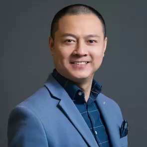 Michael Zhang, Oakville, Real Estate Agent