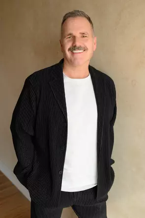 Mike Hartshorne, Victoria, Real Estate Agent