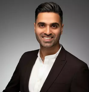 Milad Kamkar, Toronto, Mortgage Broker
