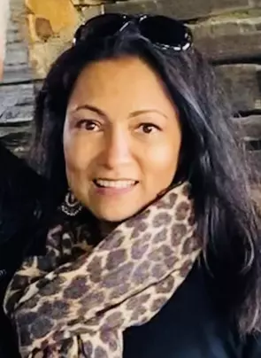 Mona Kapoor, Calgary, Real Estate Agent