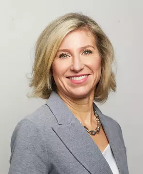 Motria Dzulynsky, Etobicoke, Real Estate Agent