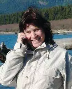 Nancy Vieira, Victoria, Real Estate Agent
