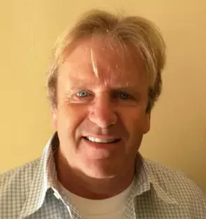 Neal Fineman, Honolulu, Real Estate Agent