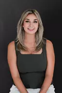 Nicole Baiz, Oakville, Real Estate Agent