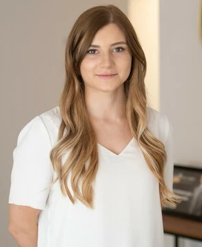 Nika Shaposhnik, Winnipeg, Real Estate Agent