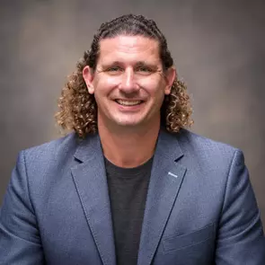 Noah Miller, Calgary, Real Estate Agent